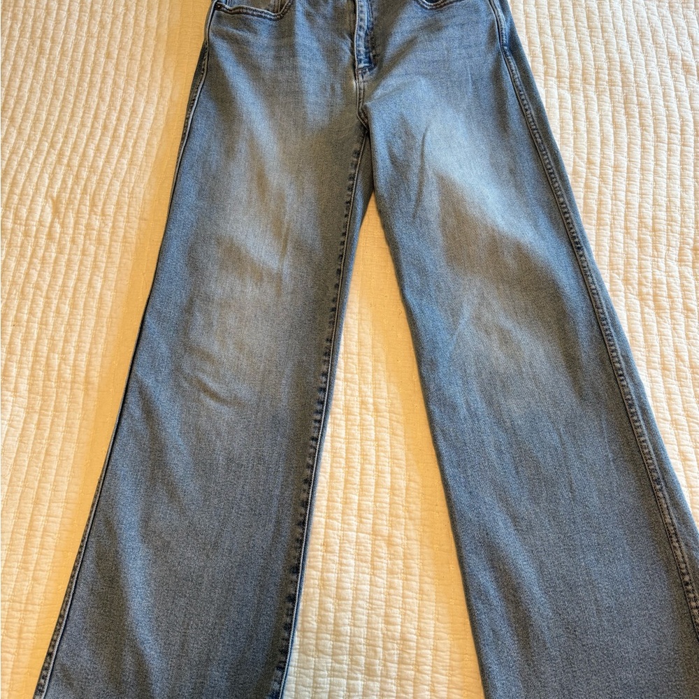 Altar’d State Women's High-Waist Wide-Leg Jeans in Light Blue